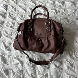 Vintage authentic y2k Coach Ashley Leather Shoulder Bag